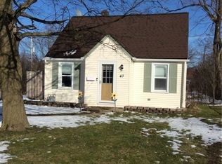 43 Hemlock Rd, Amherst, NY 14226