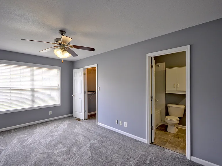 70 John Sevier Ave — Photo 21