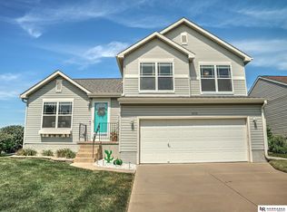 11016 Potter St, Omaha, NE 68142