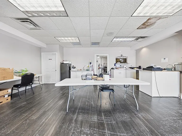 580 Murphy Rd #3 — Photo 2