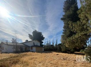 1001 Vineland Rd, Bakersfield, CA