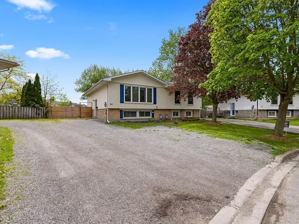 24 Tara Cres, Thorold, ON L2V 4M1