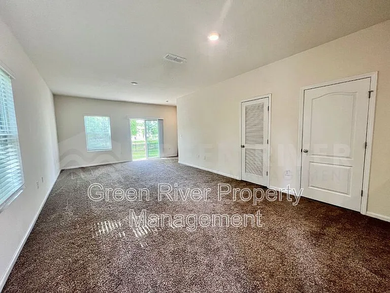 294 Aralia Ln — Photo 6