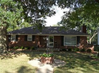 5549 Hunter St, Raytown, MO 64133