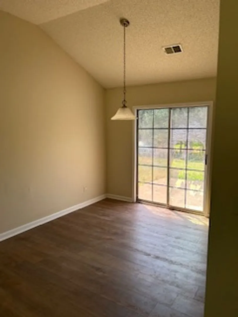 105 Margaret Way Hogansville, GA — Photo 3