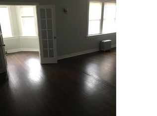 2334 E 70th St #2, Chicago, IL 60649