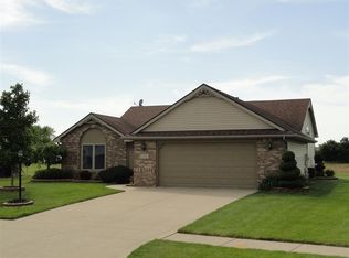 512 Chessie Ct, Garrett, IN 46738