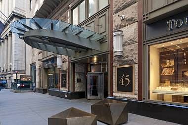 3rd image of 45 Wall St APT 1620