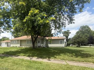 419 Dickson St, Wellington, OH 44090