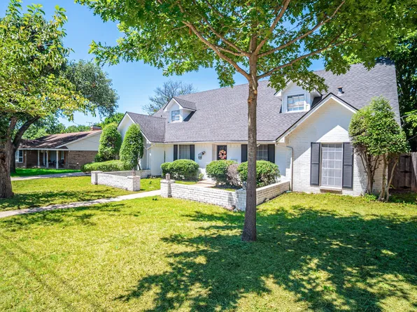 1127 Willow Creek Dr, Lancaster, TX 75146