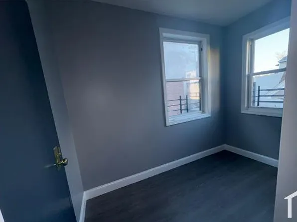 65 Caroline Ave #2L, Yonkers, NY 10705