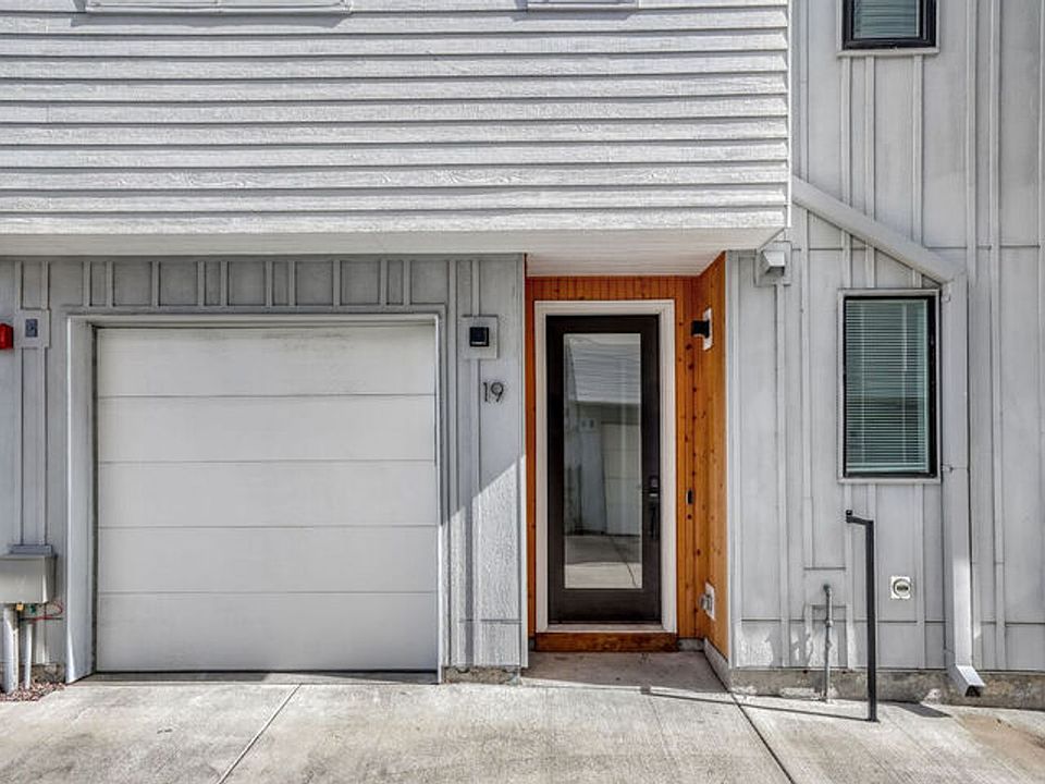 1st image of 3101 W 47th Ave #19