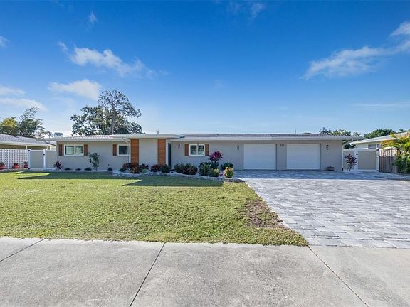 2nd image of 225 San Marco Dr