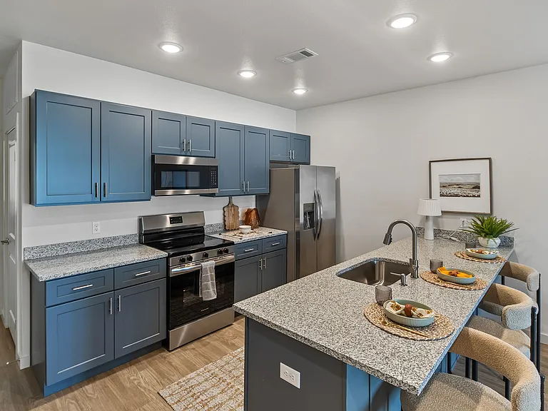 Willow Crossing Apartments — Photo 24