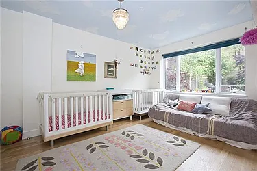 Sold by Space Marketing Shop