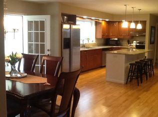 6936 Henderson Rd, Jamesville, NY 13078