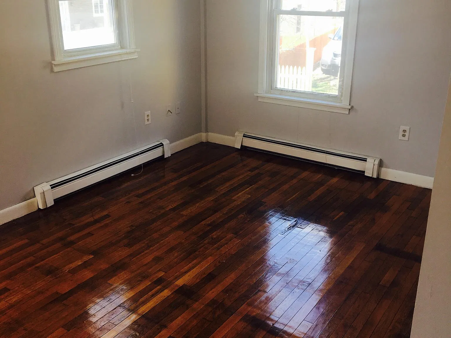 2 bed, 700 sqft, $1,700 — Photo 3