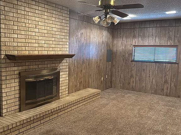 4th image of 609 N Martin St