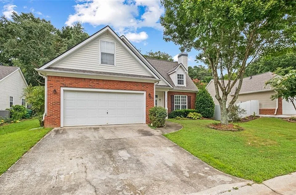 1163 Rhyne Chase SE