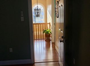 1033 Clover Rd, Long Pond, PA 18334