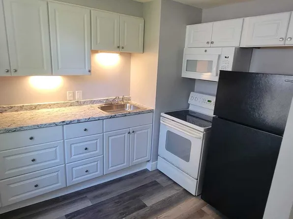 175 5th St, Leominster, MA 01453