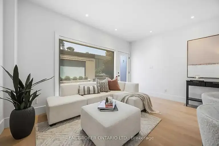 102 Boultbee Ave #1A — Photo 8