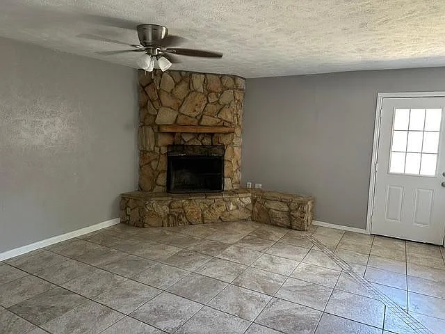 5033 Blue Glen Dr — Photo 4