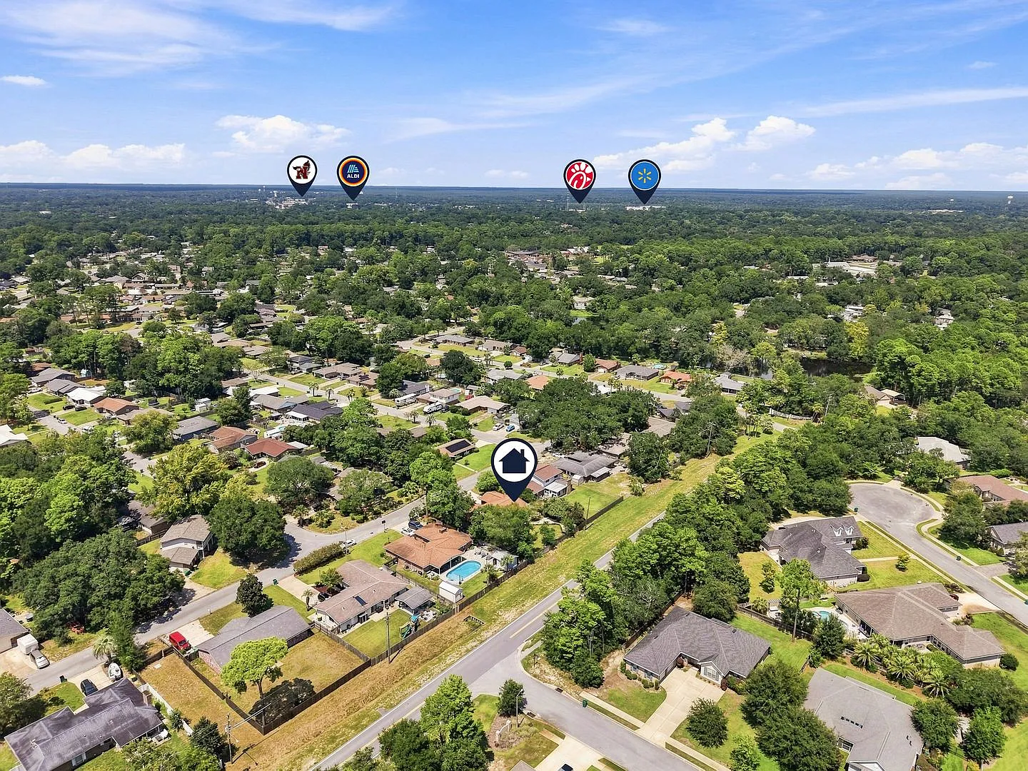 Spacious 3BR/2BA Home with Fenced Backyard, Upgraded Kitchen & Prime Location! — Photo 3