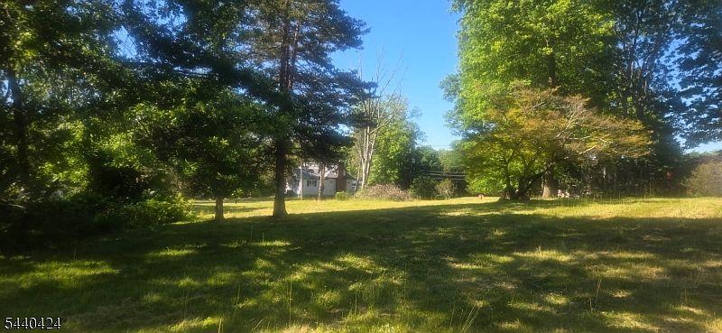 1st image of 1 Thoresen Rd