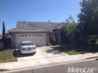 2221 Park Crest Dr, Los Banos, CA 93635