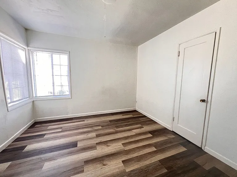 510 S Johnson Ave — Photo 15