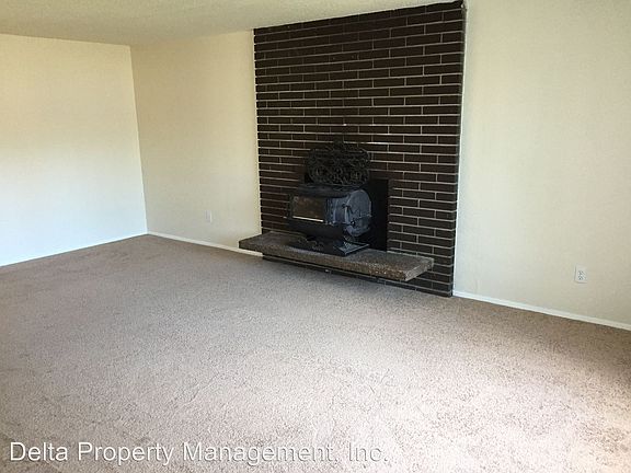 4th image of 4218 126th Pl NE