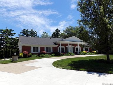 10677 Melbourne Ave Allen Park Mi 48101 Zillow