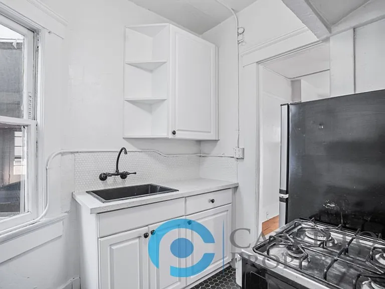 Casa Blanca Apartments — Photo 26