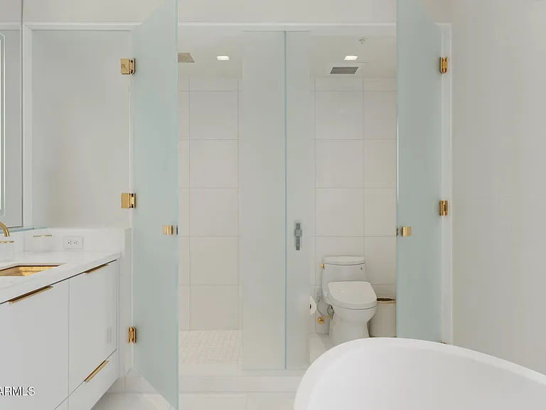 6587 N Palmeraie Blvd #2015 — Photo 92