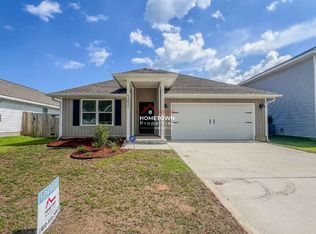 5292 Peach Dr, Pace, FL 32571