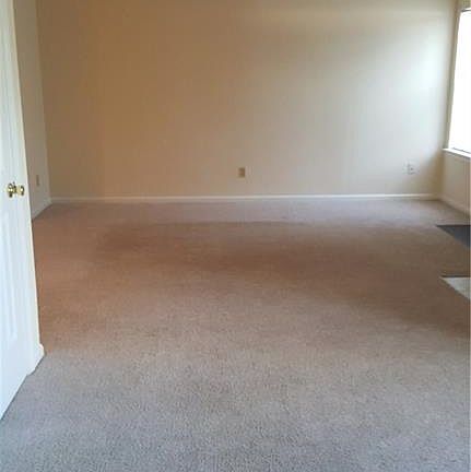 3rd image of 205 Quarter Trl APT G