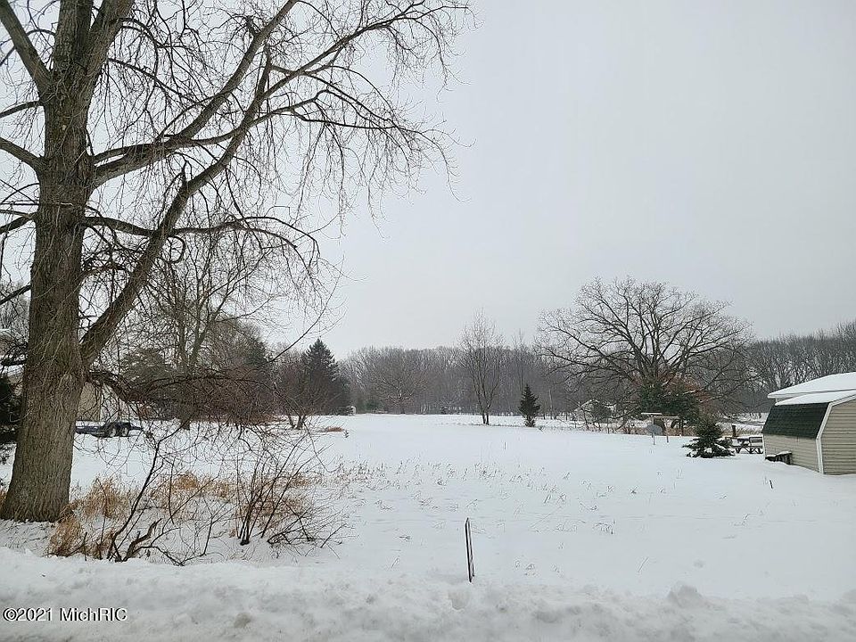 2nd image of 1109 Lincoln Dr