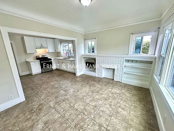 2nd image of 702 E Burnett St