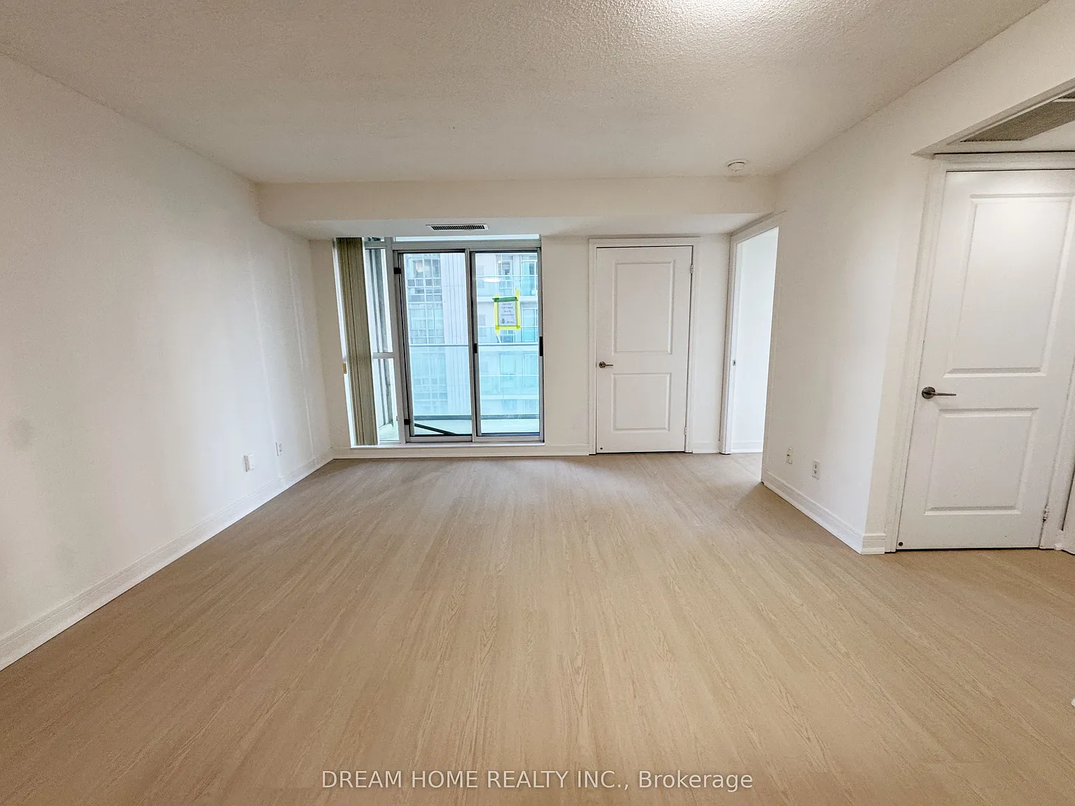 2 bed, $2,800 — Photo 2