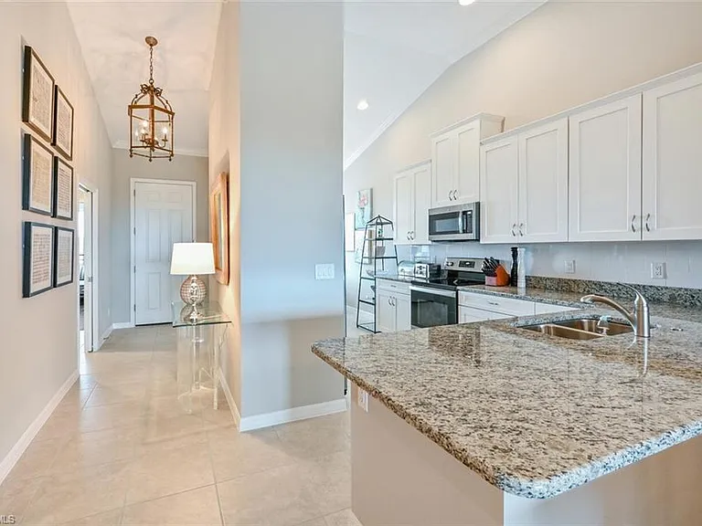 9389 Pocida Ct #202 — Photo 10