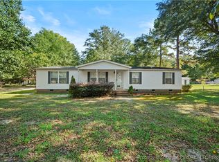 5491 Calhoun Ct, Hope Mills, NC 28348