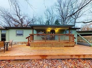 946 Palmer Ln, Osage Beach, MO 65065