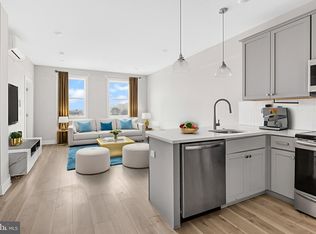 5230 Walnut St UNIT 4R, Philadelphia, PA 19121