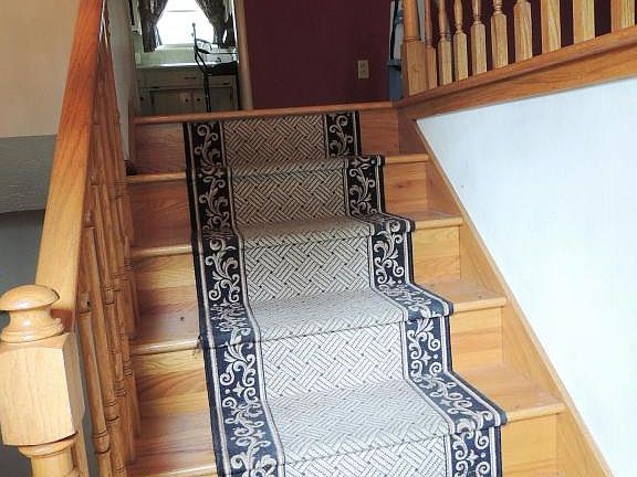 3rd image of 3719 Greenfield Cir
