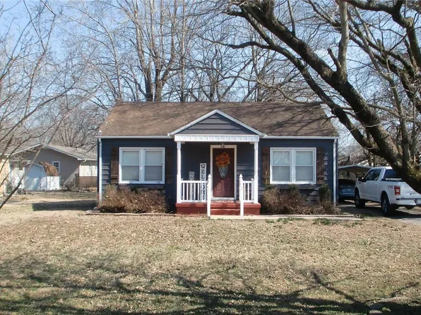 604 N Main Rd, Charleston, MO 63834