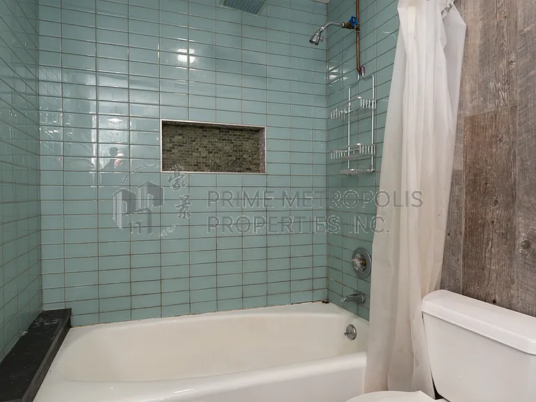 10706 Lakeside Ave NE — Photo 12