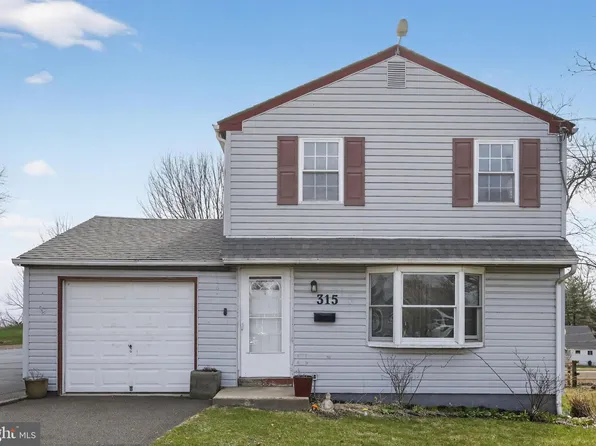 315 Summer Ave, Horsham, PA 19044