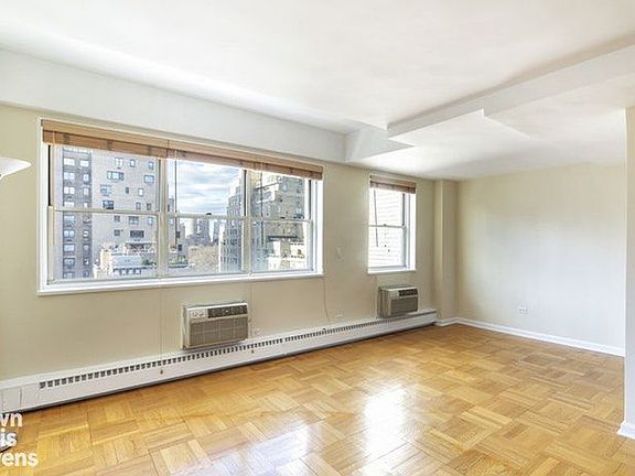 3rd image of 20 E 68th St APT 14F