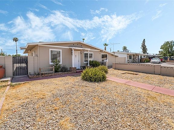 4th image of 4213 W Oakey Blvd